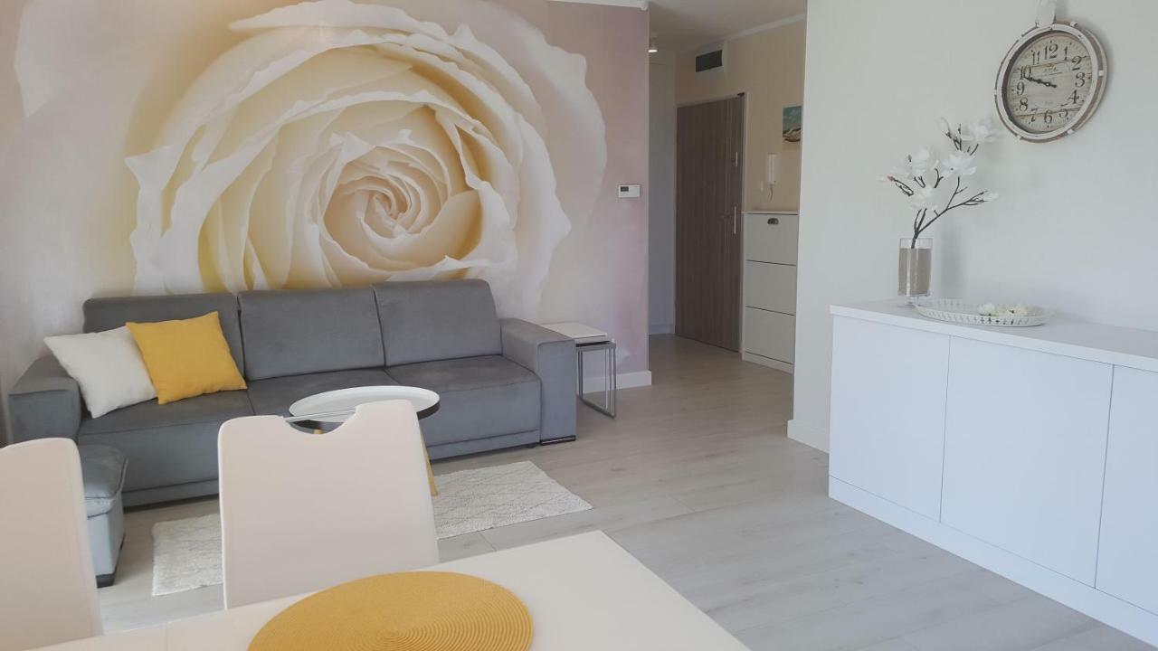 Z Widokiem Na Morze Appartement Rewal Buitenkant foto